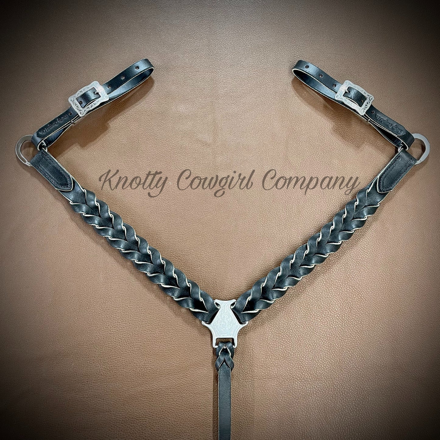 Original Blood Knot Breast Collar